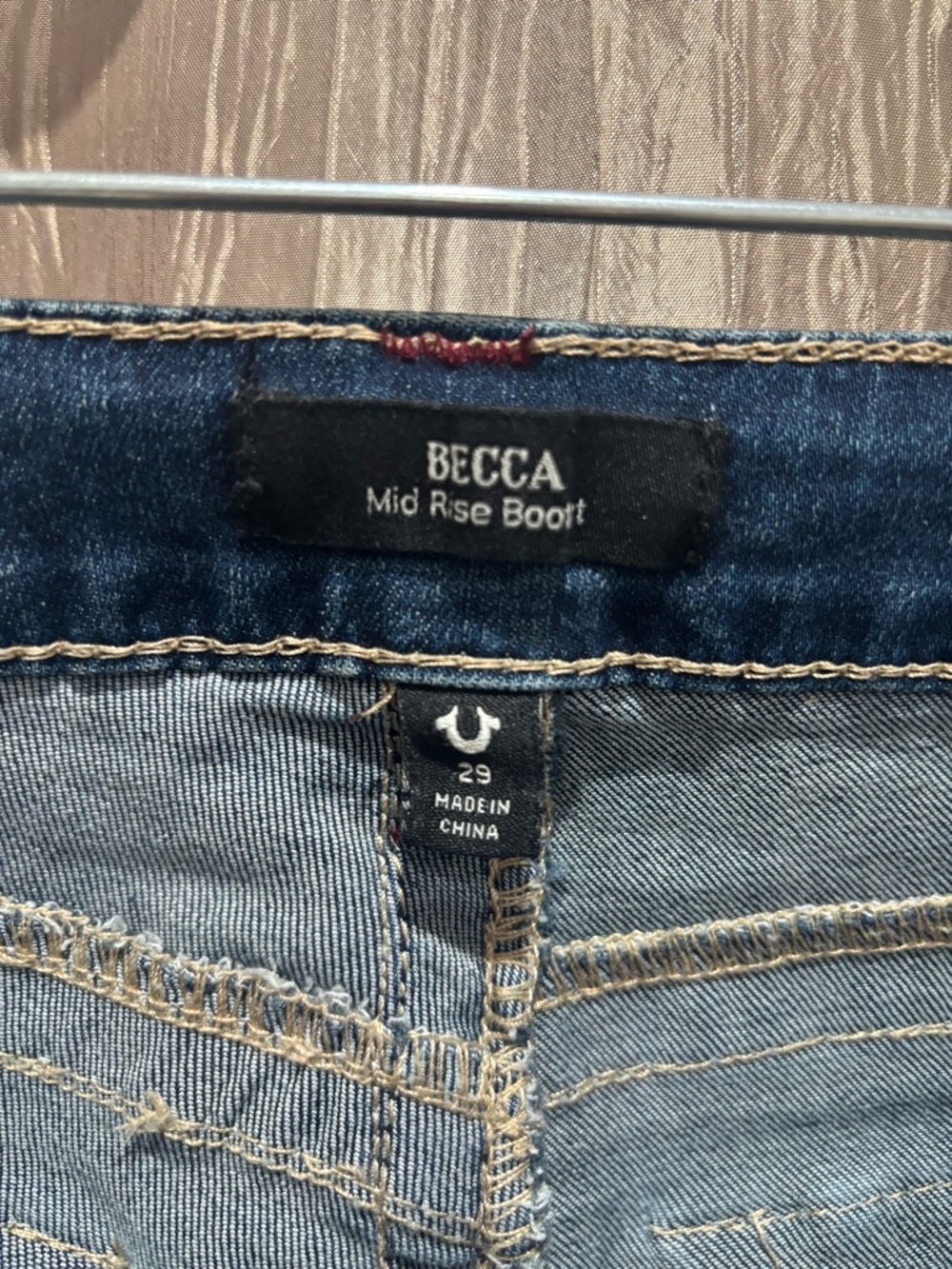True Religion Blue Jeans Sz 29 Becca mid rise Boot with Red Embroidery - Picture 5 of 5